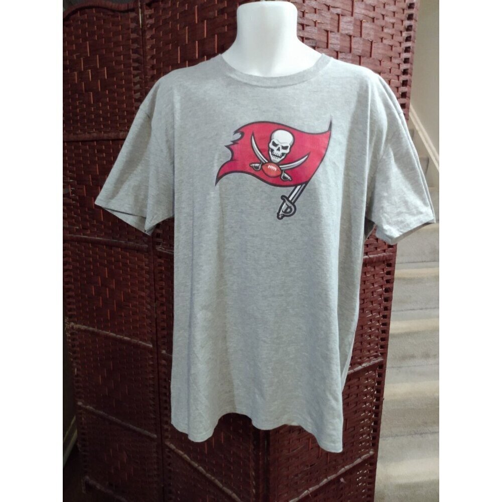 NWT Fanatics Tampa Bay Buccaneers T Shirt NFL Football XXL